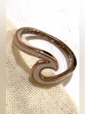 Pura Vida Gold White Wave Ring Boho Y2K Eclectic Festival Coastal Cowgirl Beach